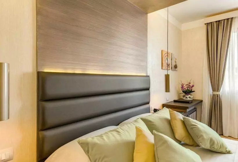 اتاق راحتی, Warmthotel