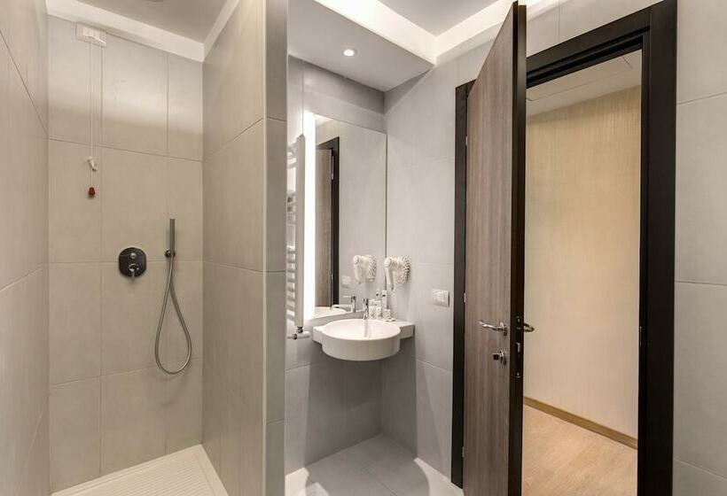 חדר קומפורט, Warmthotel