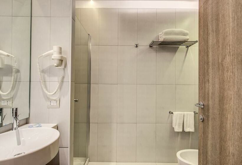 חדר קומפורט, Warmthotel