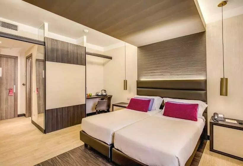 اتاق استاندارد سه نفره, Warmthotel