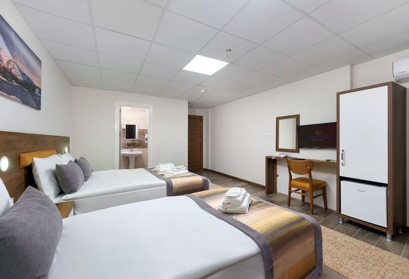 اتاق لوکس, Grand Gulluk Hotel & Spa City Cender Antalya