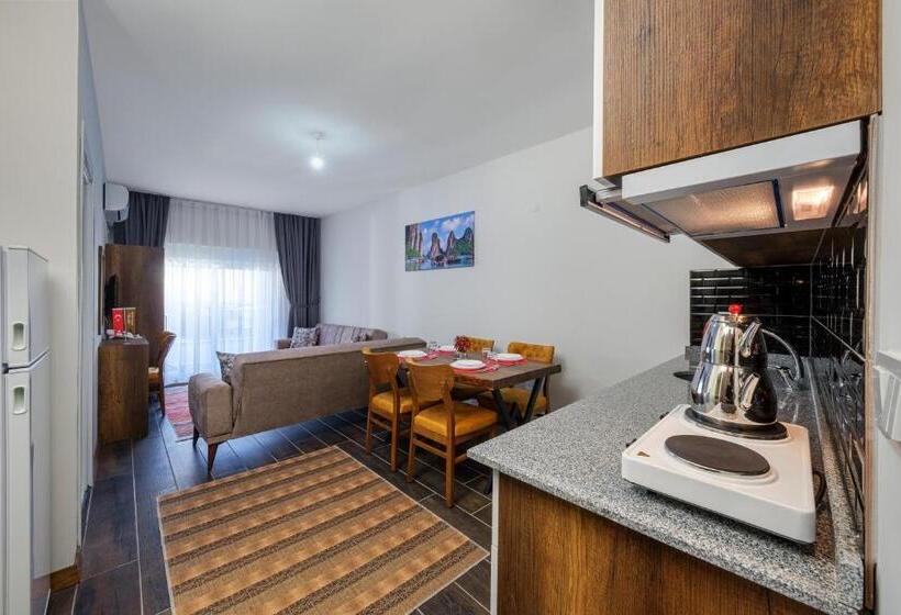 سوییت لوکس, Grand Gulluk Hotel & Spa City Cender Antalya