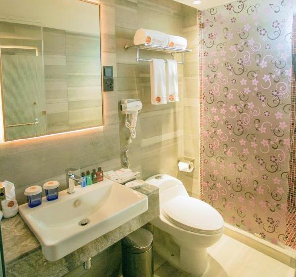 اتاق لوکس با تخت بزرگ, Omni Residency Dhaka