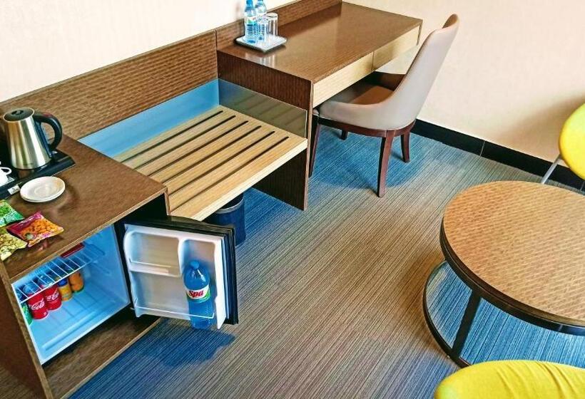 اتاق لوکس با تخت بزرگ, Omni Residency Dhaka