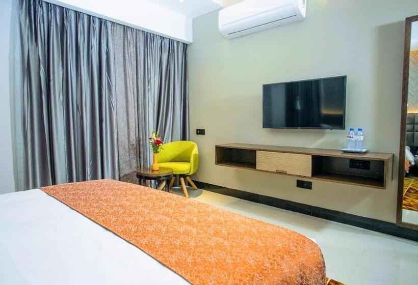 اتاق لوکس با تخت بزرگ, Omni Residency Dhaka