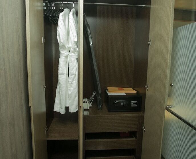 آپارتمان لوکس 1 خوابه, Omni Residency Dhaka