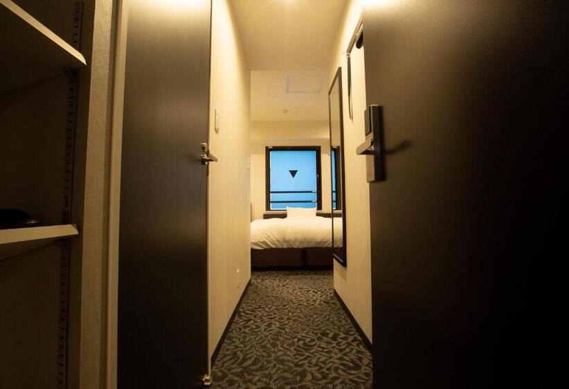 Quarto Estandar, Parman