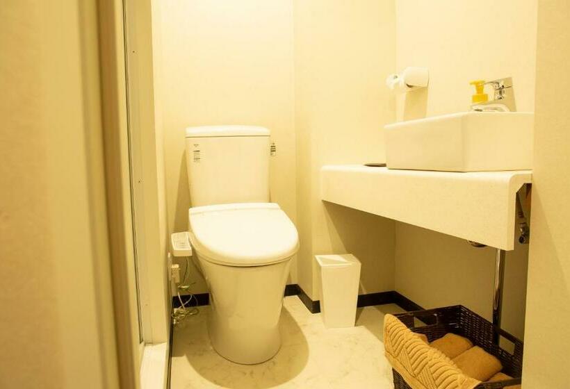 Quarto Estandar Individual, Parman