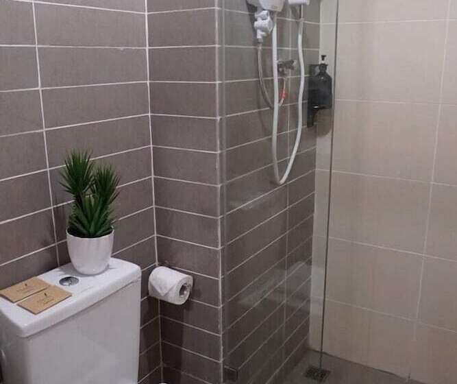 수피리어 룸, Regatta Stay Kozi Square Kuching