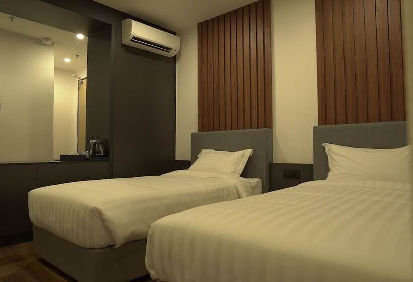 수피리어 룸, Regatta Stay Kozi Square Kuching