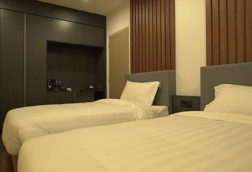 수피리어 룸, Regatta Stay Kozi Square Kuching