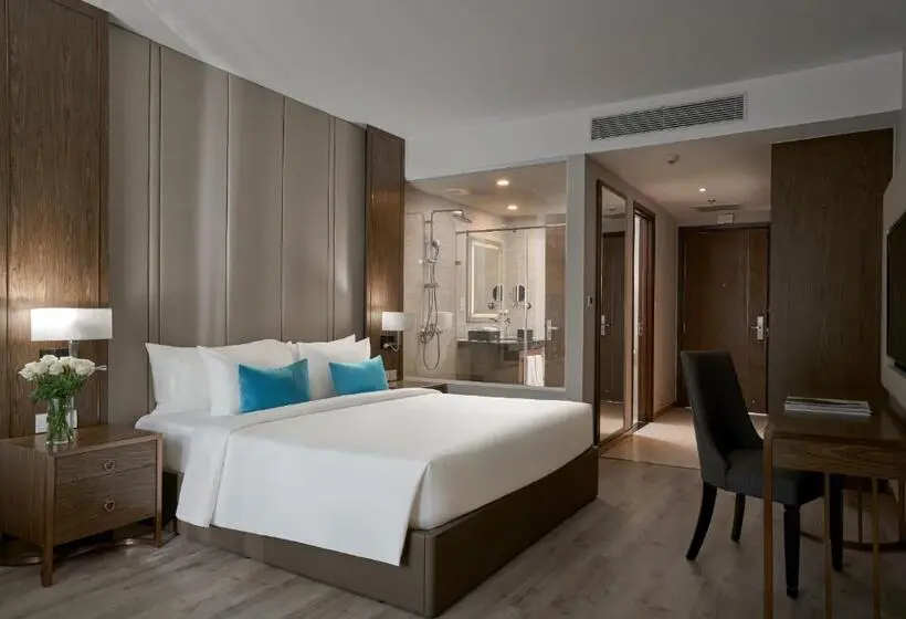 اتاق لوکس با تخت بزرگ, The Empyrean Nha Trang