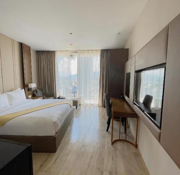 اتاق لوکس, The Empyrean Nha Trang