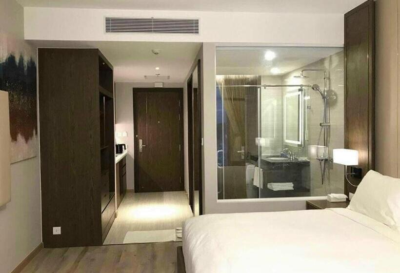 اتاق لوکس, The Empyrean Nha Trang