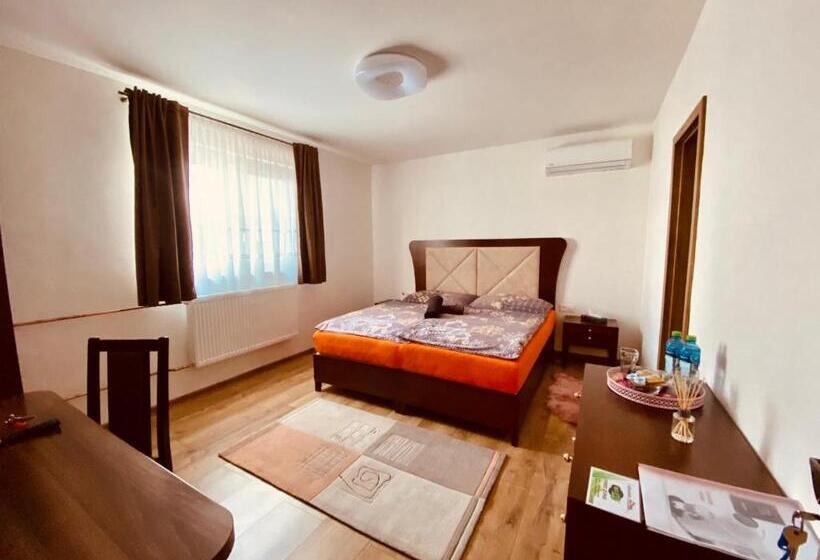 חדר סטנדרט עם מיטת קינג, Penzión Tyché