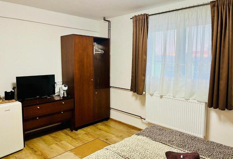 חדר סטנדרט עם מיטת קינג, Penzión Tyché