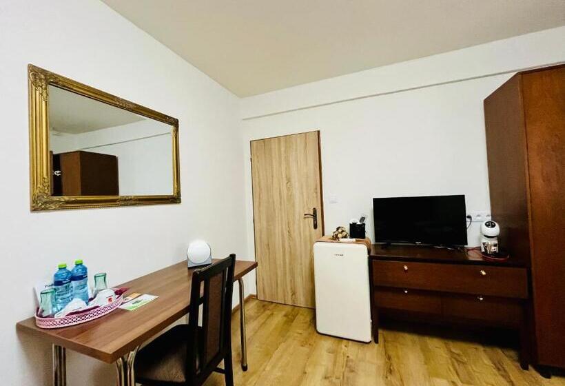 חדר סטנדרט עם מיטת קינג, Penzión Tyché