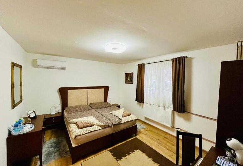 חדר סטנדרט נוף לגינה, Penzión Tyché