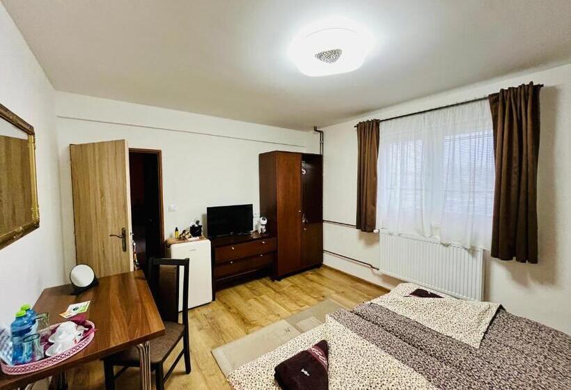 חדר סטנדרט עם מיטת קינג, Penzión Tyché