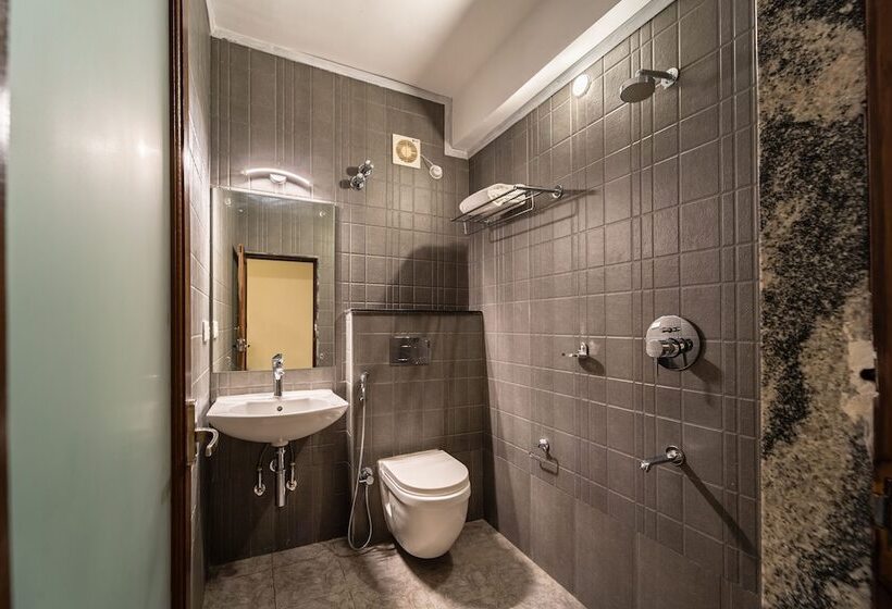 Quarto Estandar, Rolling Space