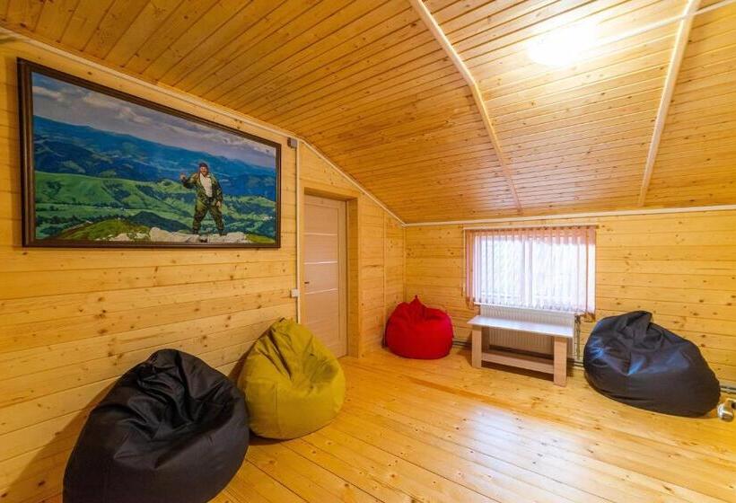 Łóżko we Wspólnym Pokoju, хостел галіція