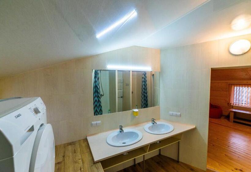 Łóżko we Wspólnym Pokoju, хостел галіція