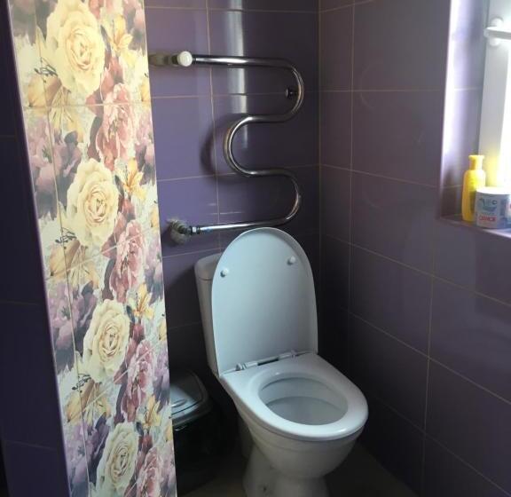 اتاق استاندارد چهارنفره با بالکن, міні готель бахус