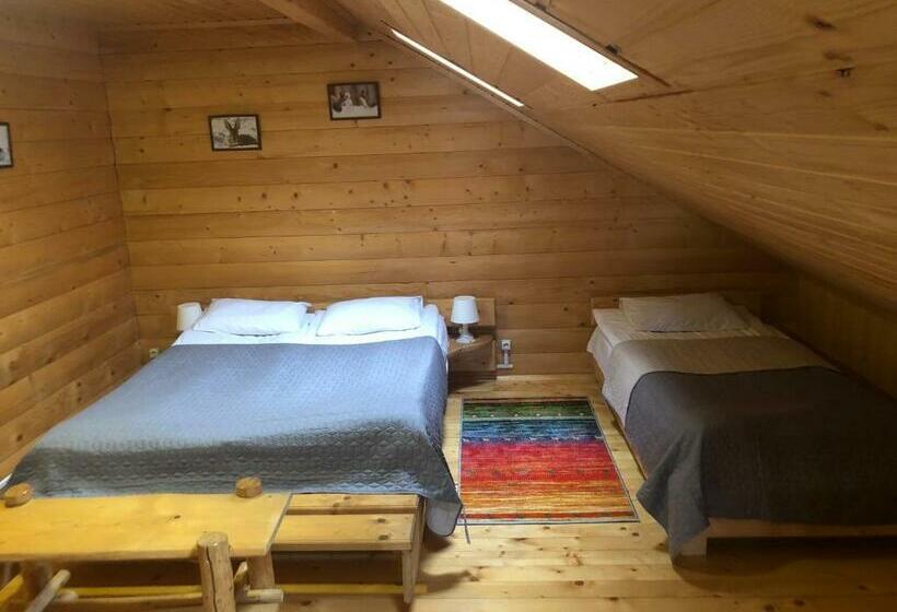 Номер Стандарт Трехместный, круассан