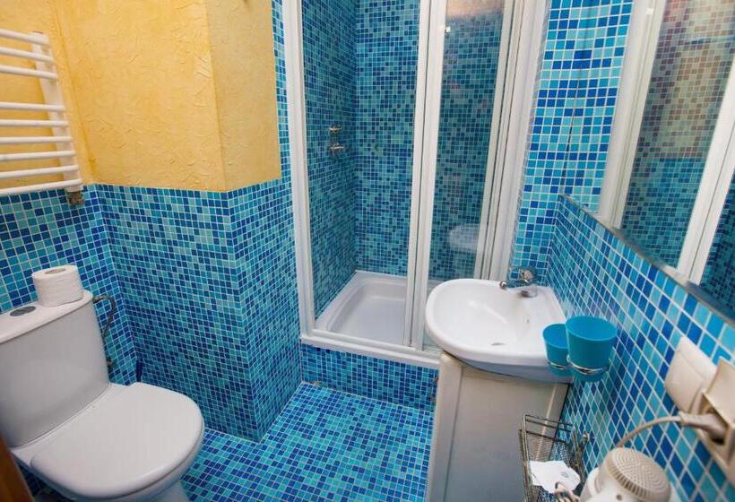 Juniorsvit, резорт тростян