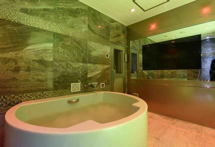 스탠다드 룸 킹사이즈 침대, W Party W Group Hotels And Resorts