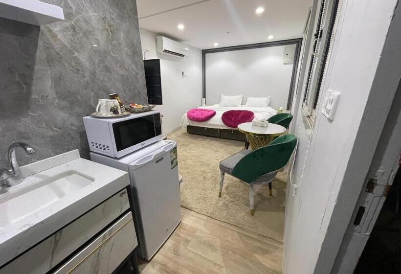 Номер Стандарт Вид на Сад, Naseem Country House