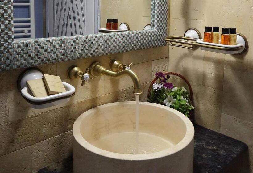 Люкс, Pensiunea Varvara De Bucovina