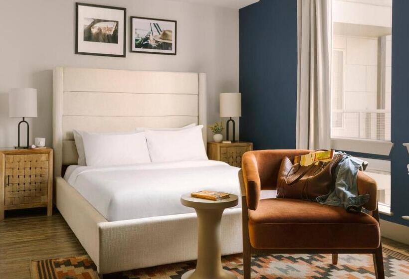 Superior-studio, Sonder At East 5th