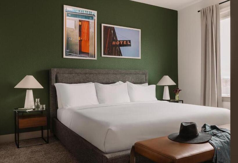 Huoneisto 2 Makuuhuonetta, Sonder At East 5th