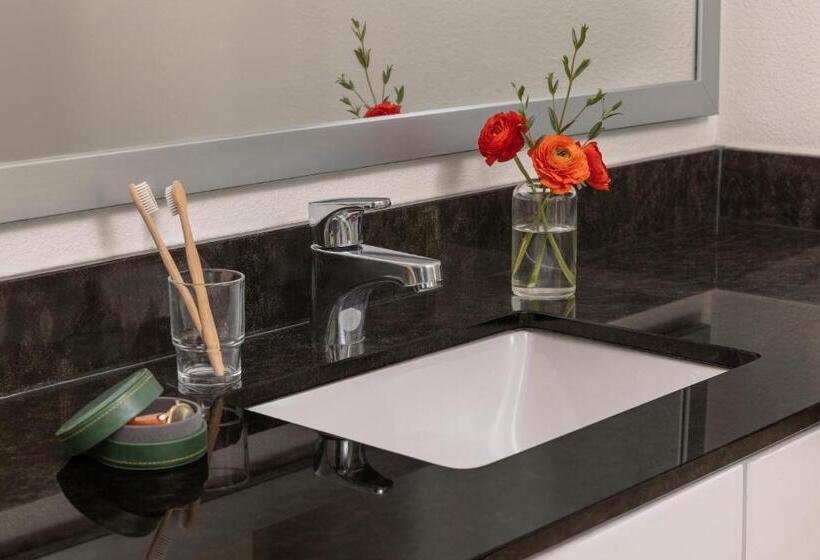 Superior-huoneisto 1 Makuuhuone, Sonder At East 5th