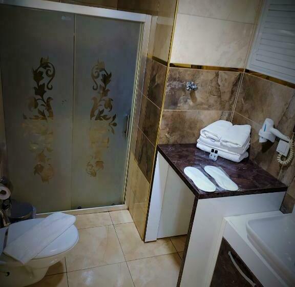 استودیو خانوادگی, Aydın Kent Suit