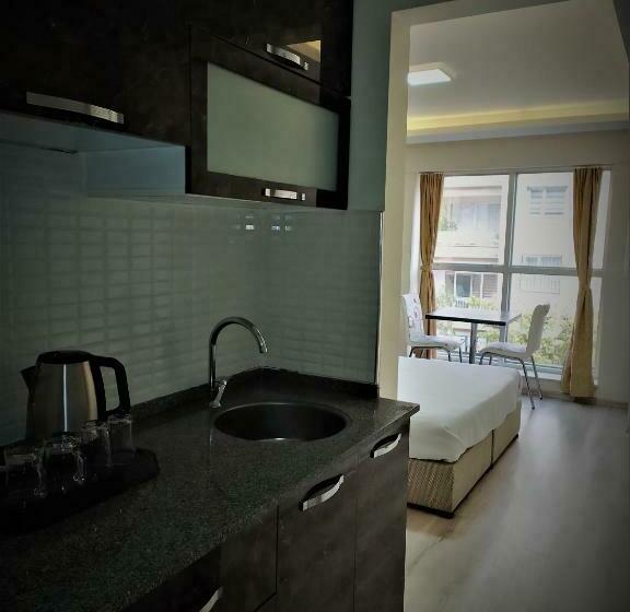 استودیو خانوادگی, Aydın Kent Suit