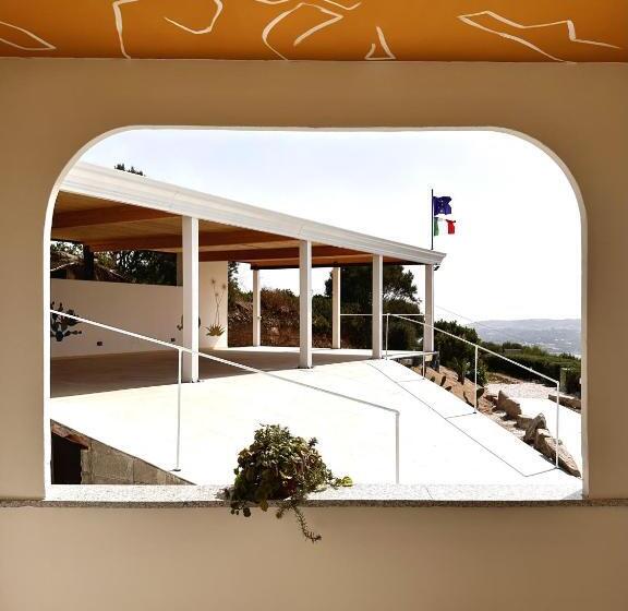 جناح سوبيريور مطل علي البحر, Domo S Altura