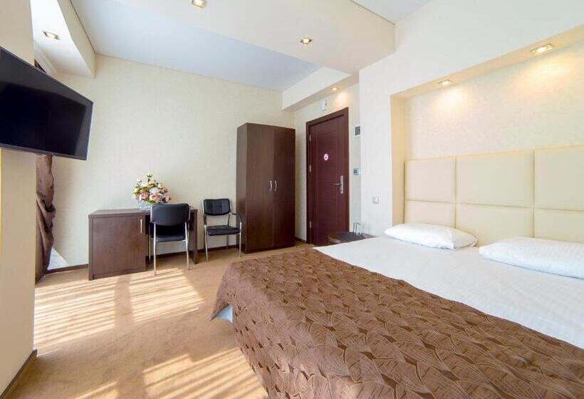 غرفة قياسية, Grand Hotel Gagra