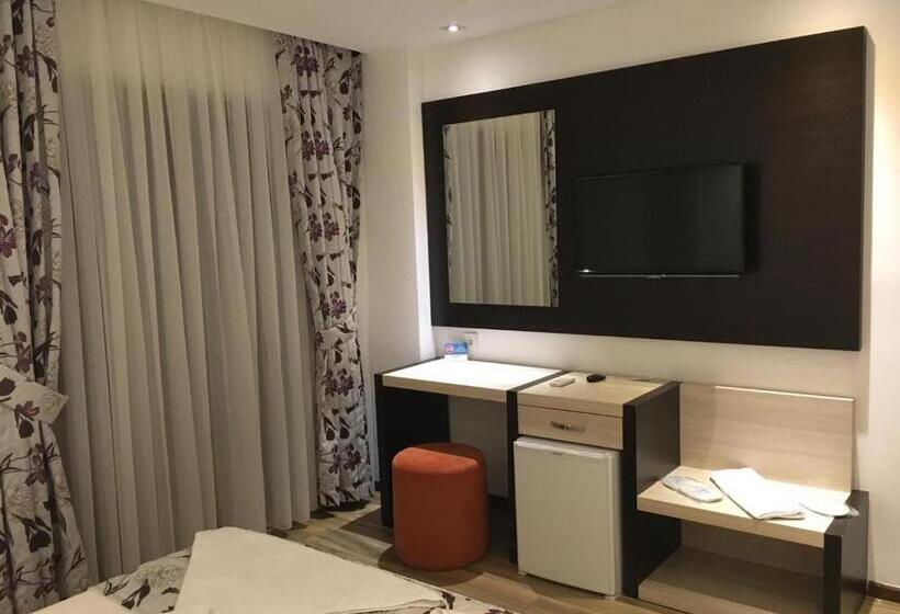 Quarto Estandar Individual, Hermes