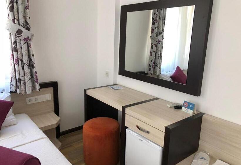 Quarto Estandar, Hermes