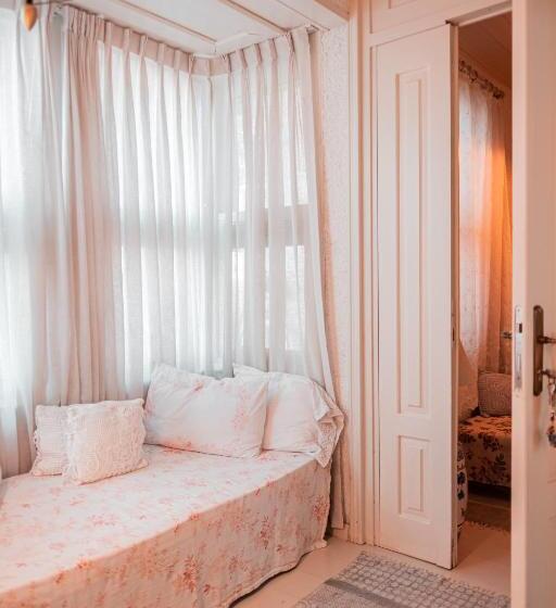 古典房间, Hoşça Kal Alaçatı