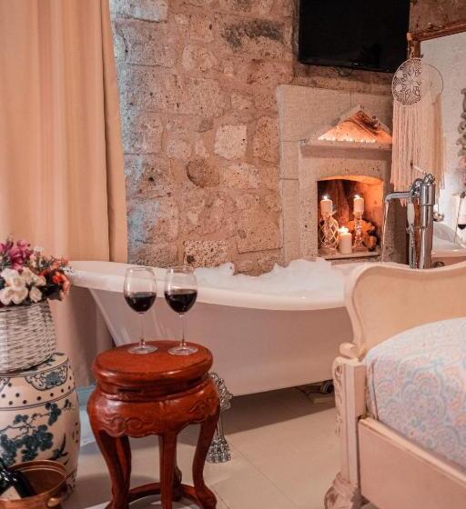 套房, Hoşça Kal Alaçatı