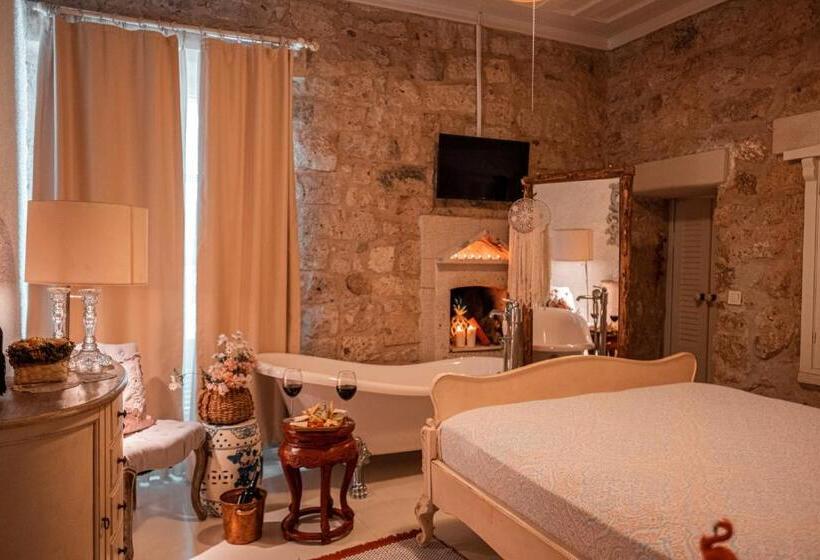 套房, Hoşça Kal Alaçatı