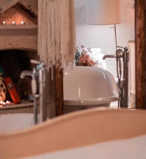 套房, Hoşça Kal Alaçatı