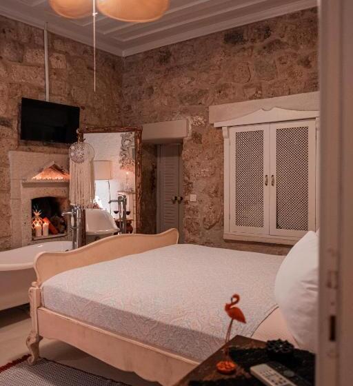 套房, Hoşça Kal Alaçatı