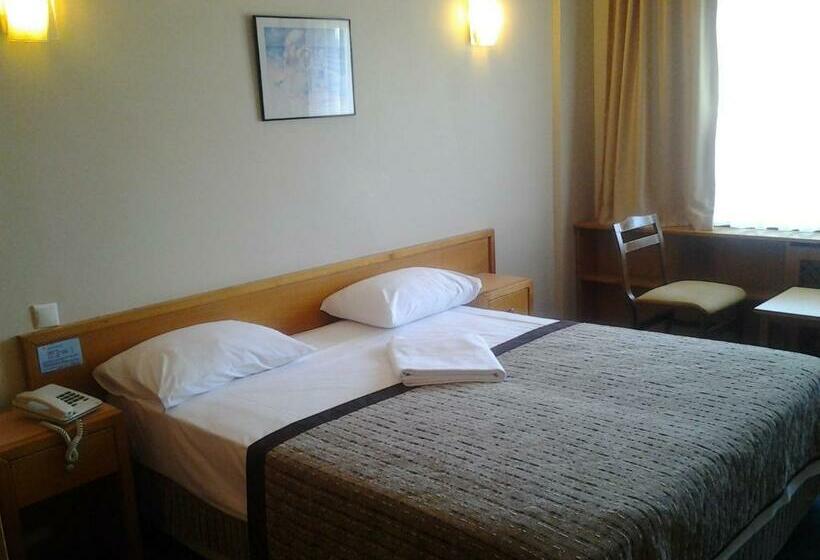 标准间, Kilyos Kale