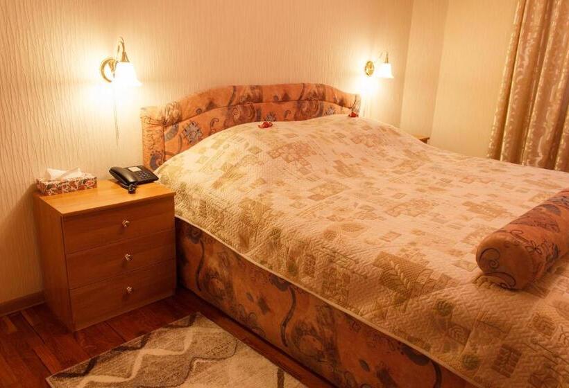 اتاق استاندارد, Starye Bendery