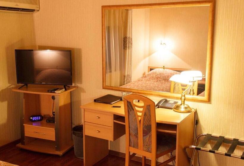 اتاق اکونومی, Starye Bendery