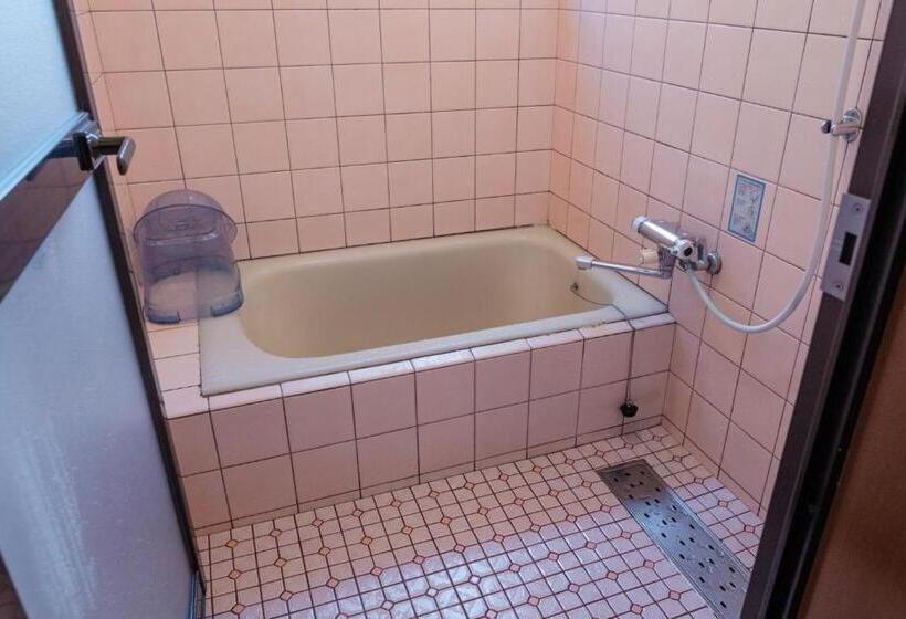 خانه 3 خوابه, Maruhouse